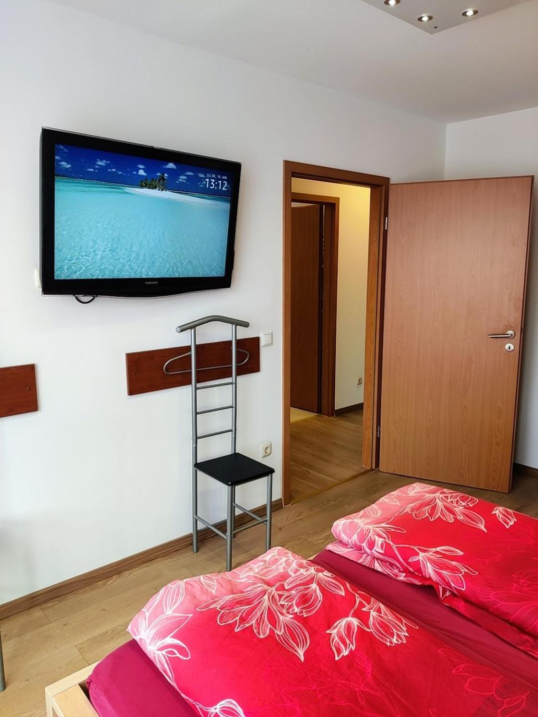 80 Qm Apartment Alessia Nuernberg Екстериор снимка